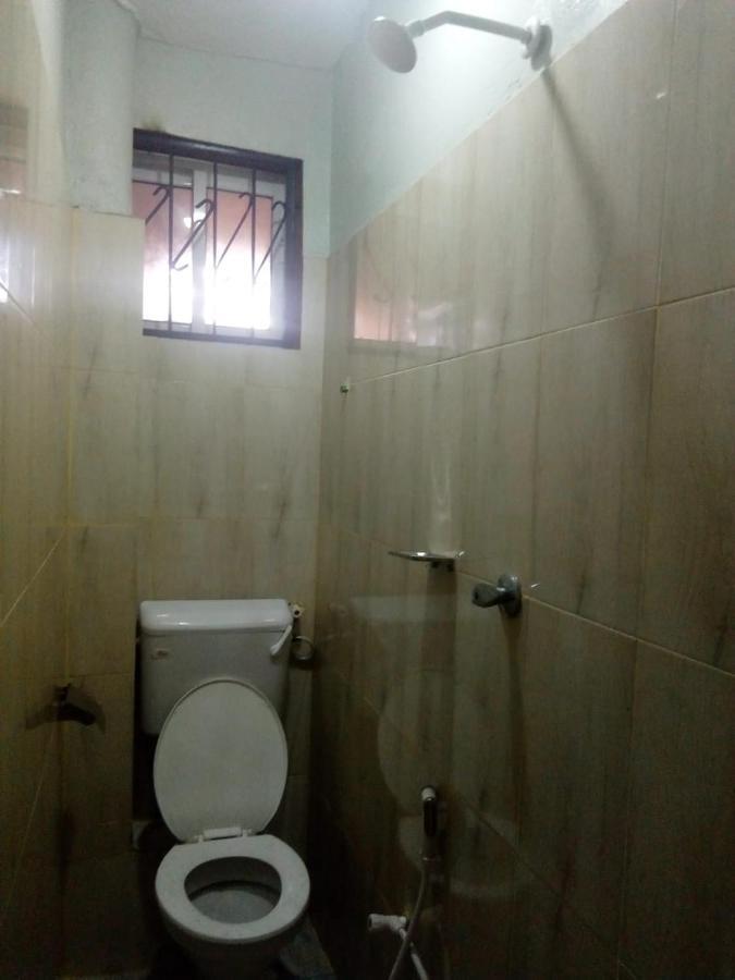 Viriko Boarding House Hotel Mombasa Exterior photo